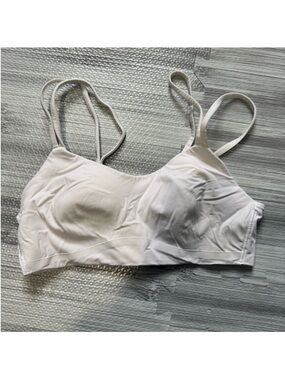 Lululemon Seamless White Everyday Bralette